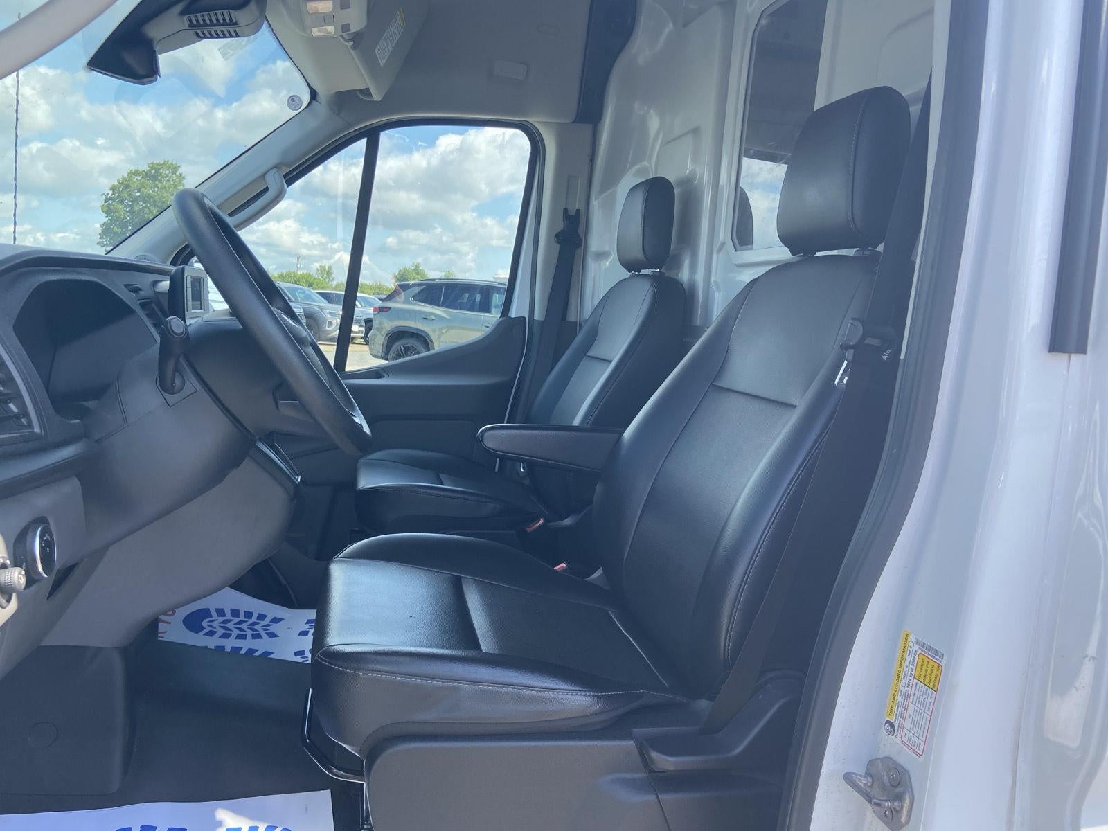 2025 Ford Transit 250