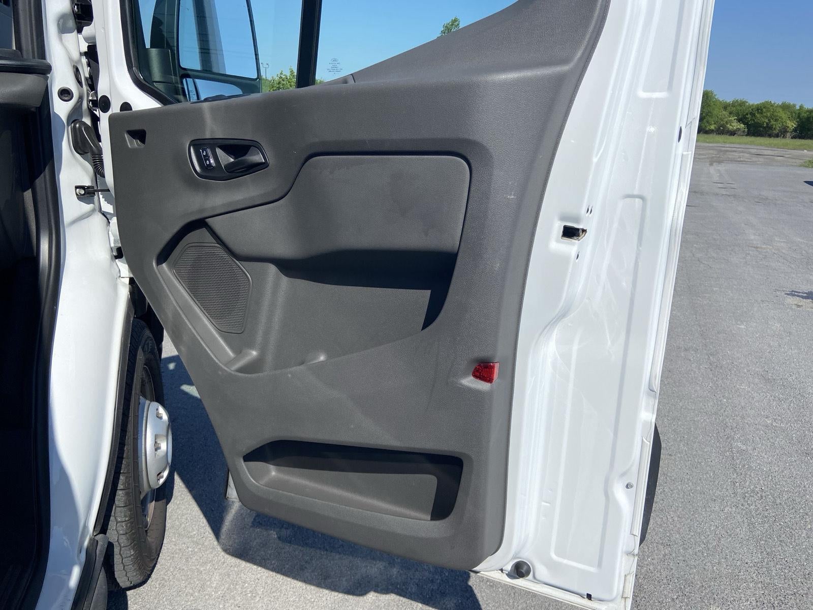 2025 Ford Transit 250