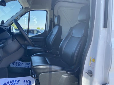 2025 Ford Transit 250