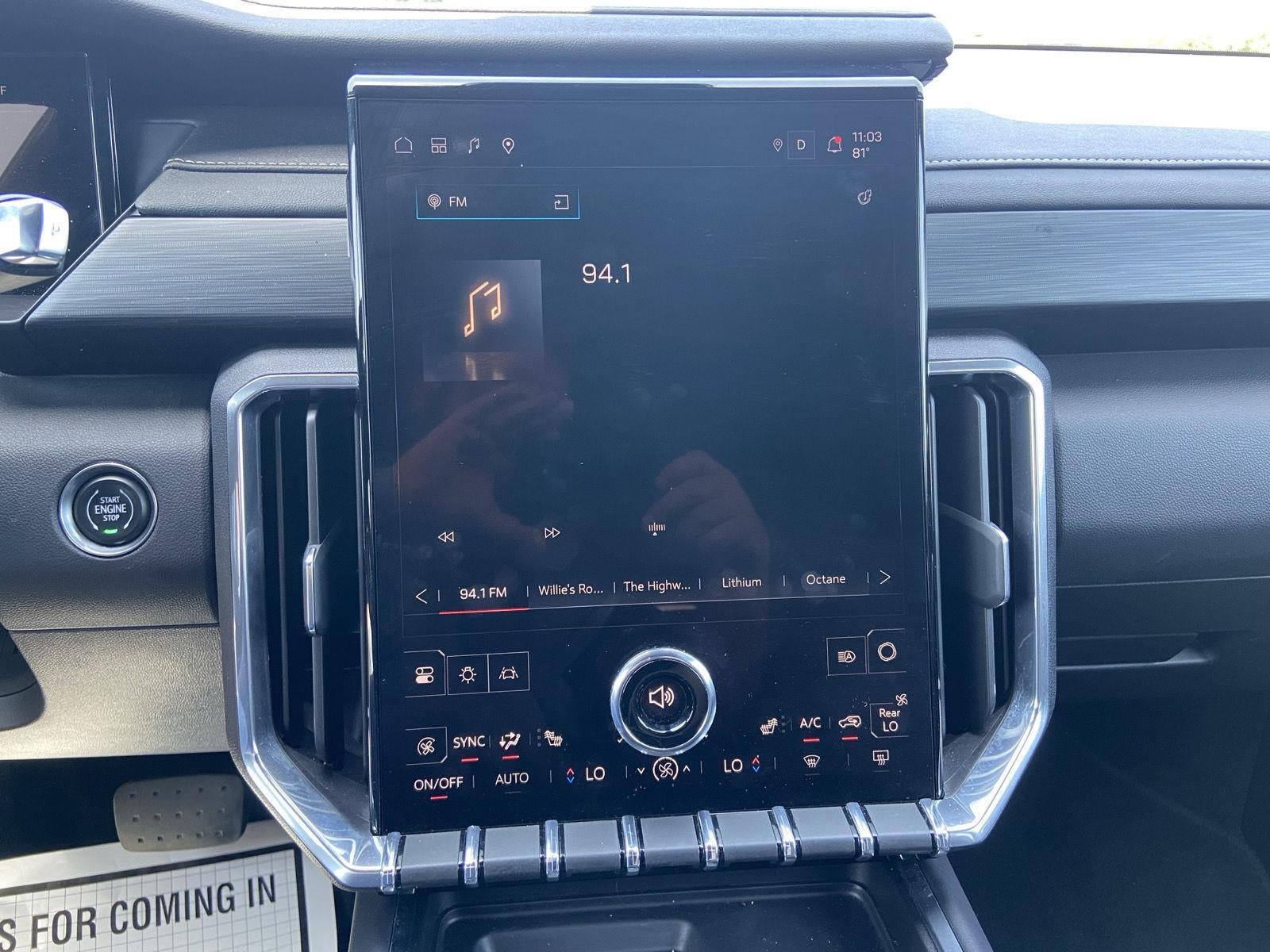 2025 GMC Acadia AWD Elevation