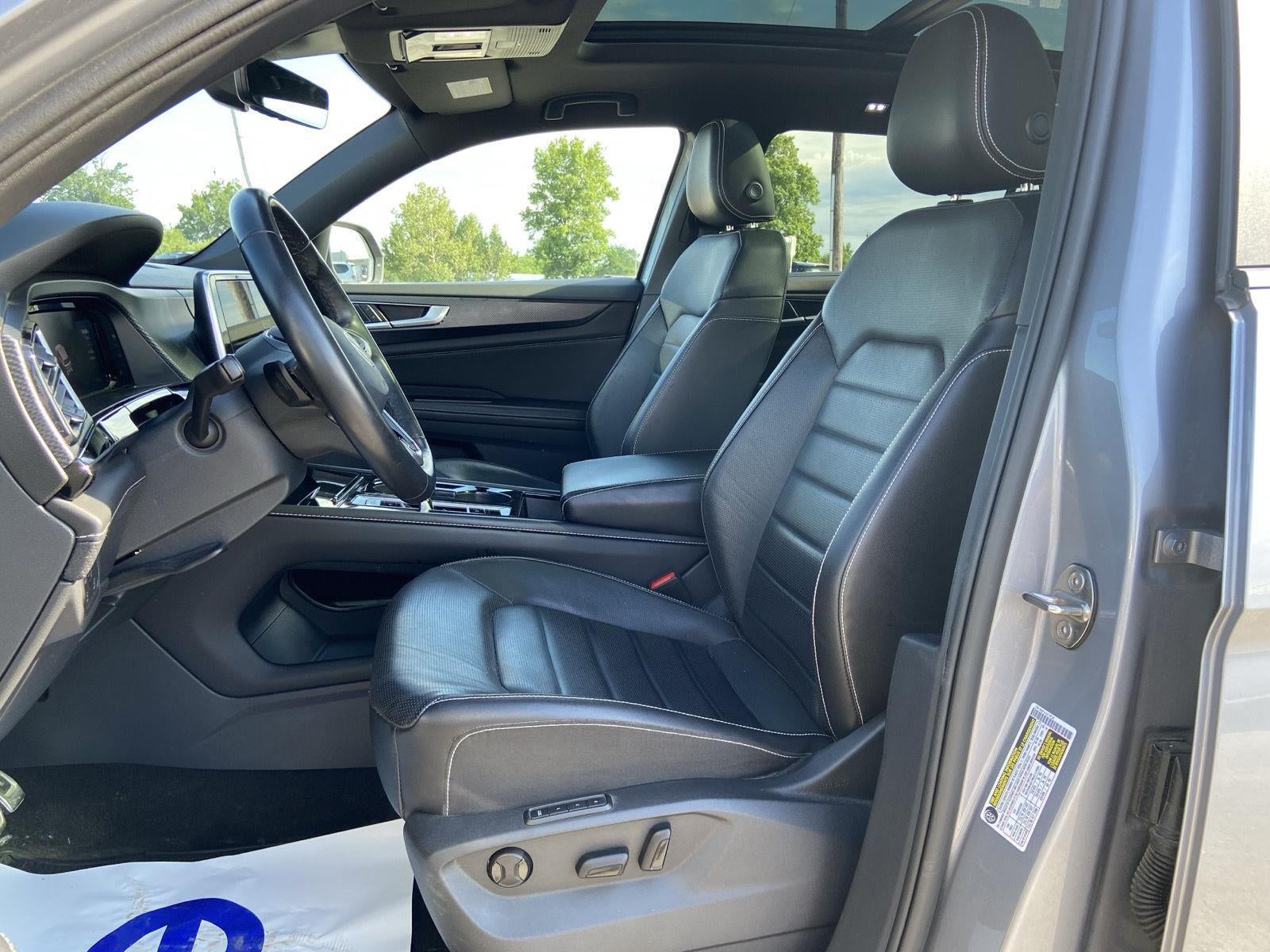 2024 Volkswagen Atlas Cross Sport 2.0T SEL R-Line