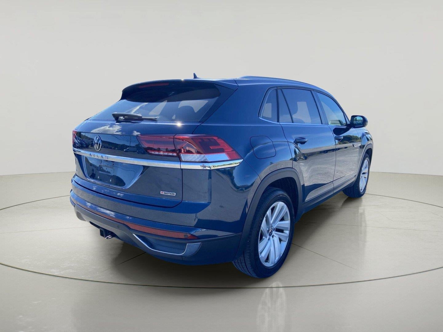 2022 Volkswagen Atlas Cross Sport 3.6L V6 SE w/Technology