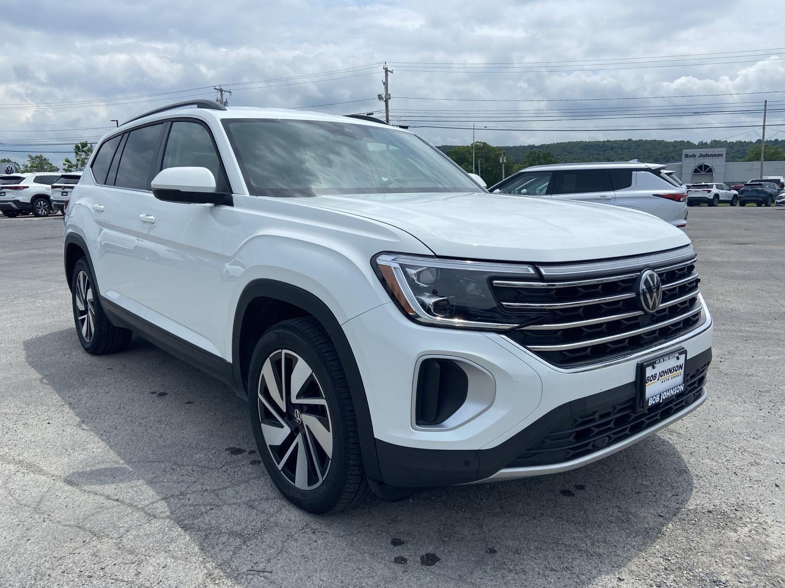 2024 Volkswagen Atlas 2.0T SE w/Technology