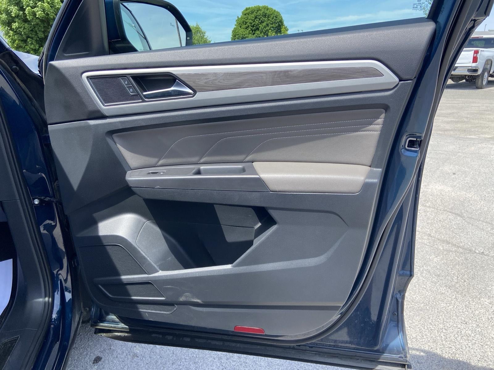 2022 Volkswagen Atlas Cross Sport 3.6L V6 SE w/Technology
