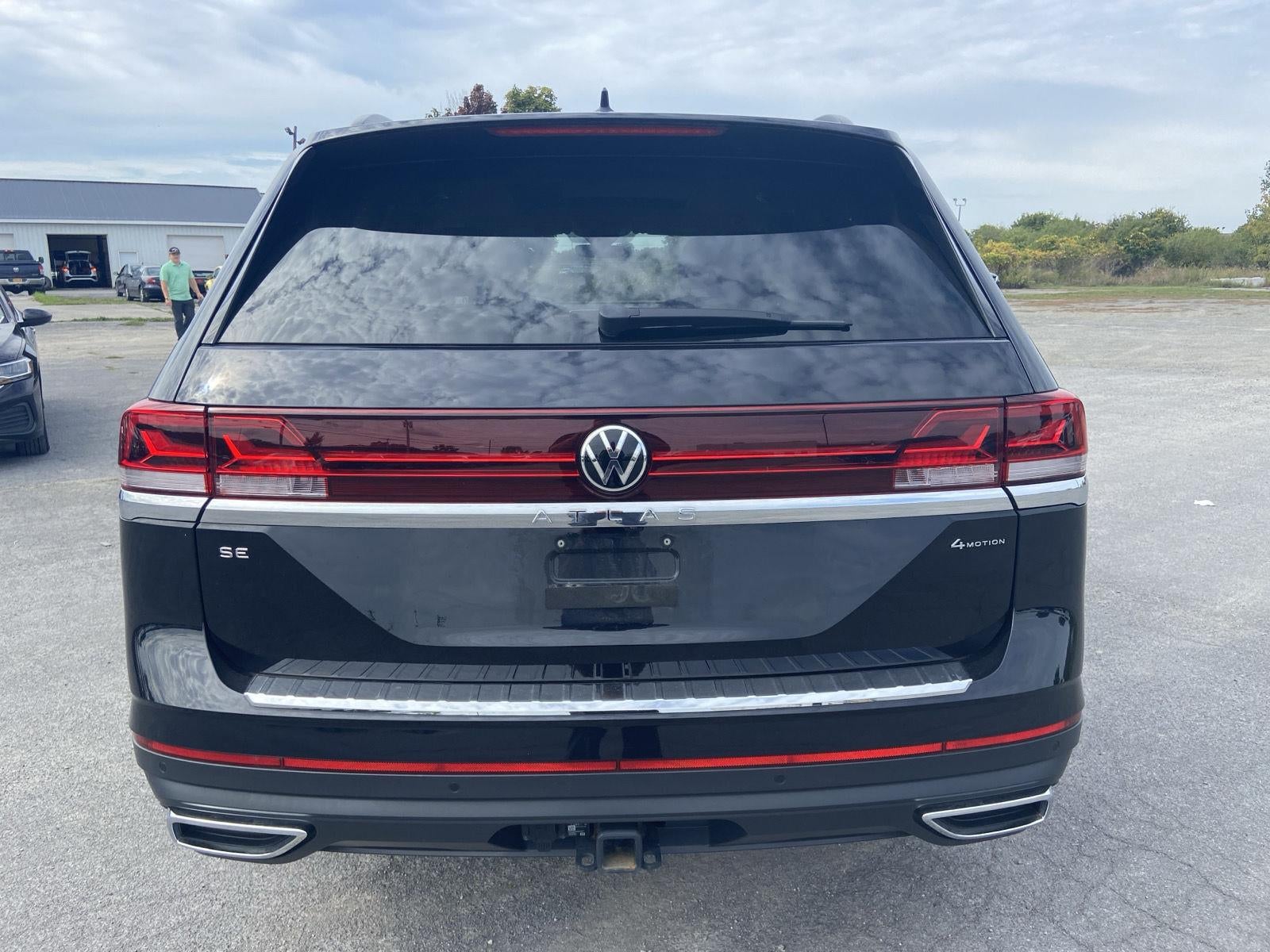 2024 Volkswagen Atlas 2.0T SE w/Technology