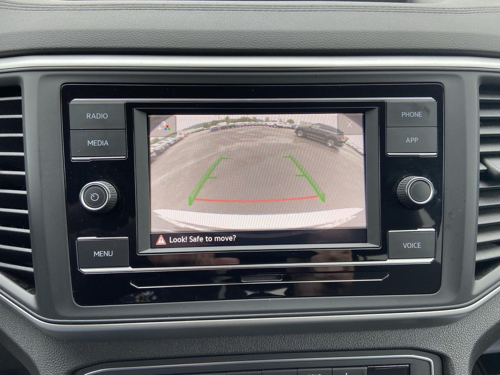 2023 Volkswagen Atlas 2.0T SE