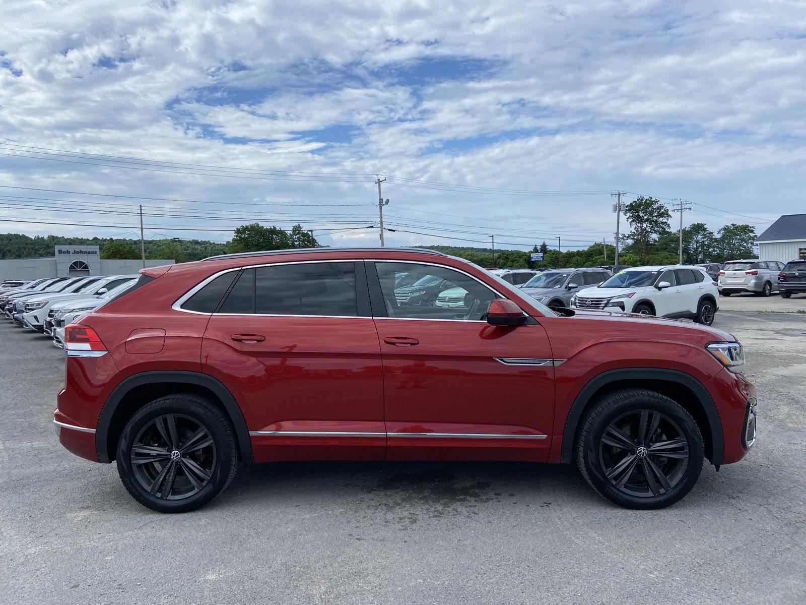 2022 Volkswagen Atlas Cross Sport 3.6L V6 SEL R-Line
