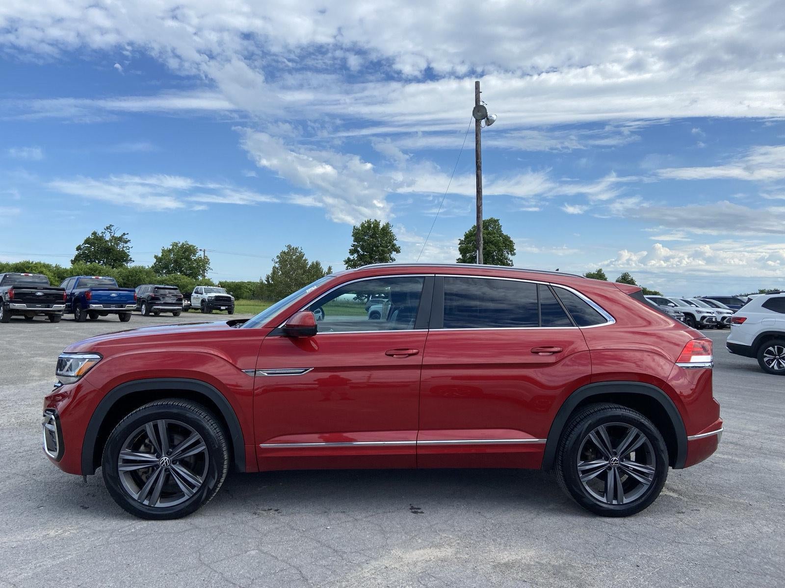 2022 Volkswagen Atlas Cross Sport 3.6L V6 SEL R-Line