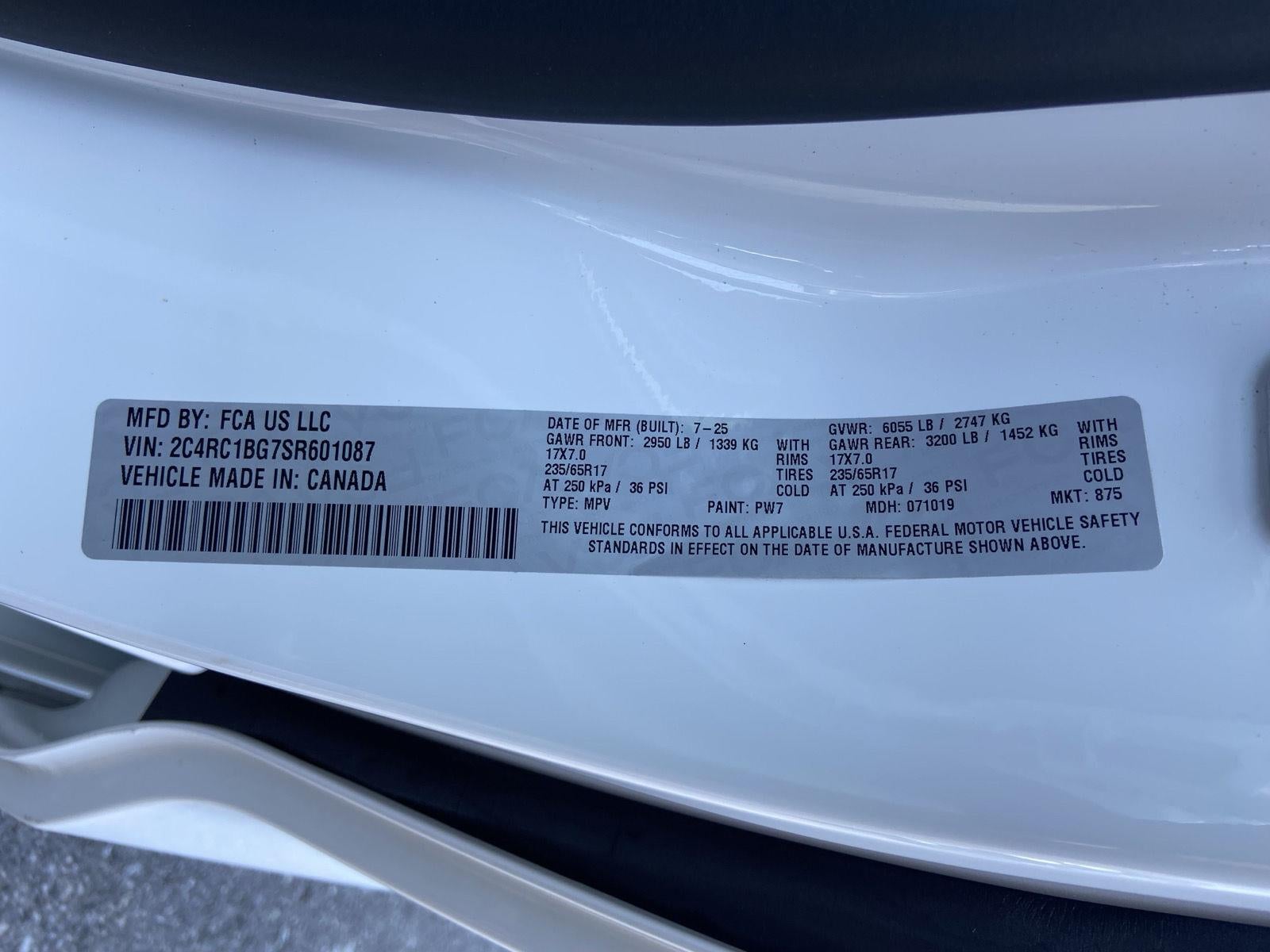 2025 Chrysler Pacifica Select