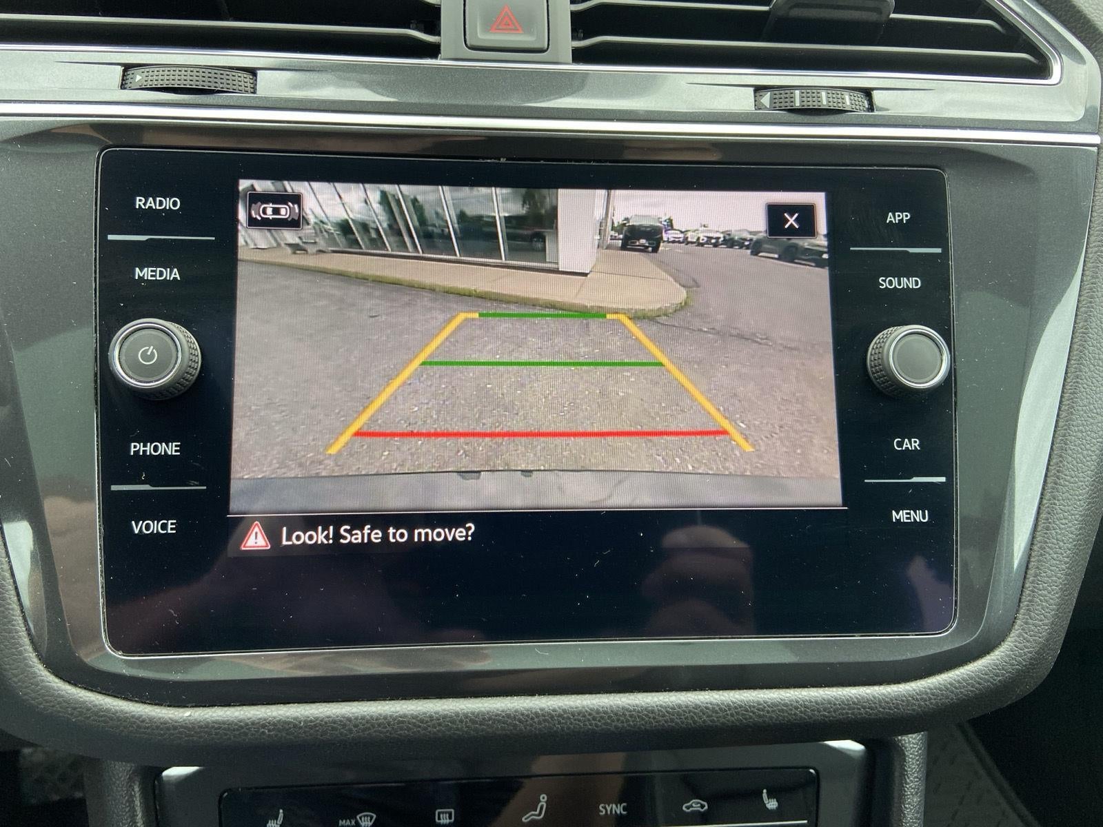 2022 Volkswagen Tiguan SE