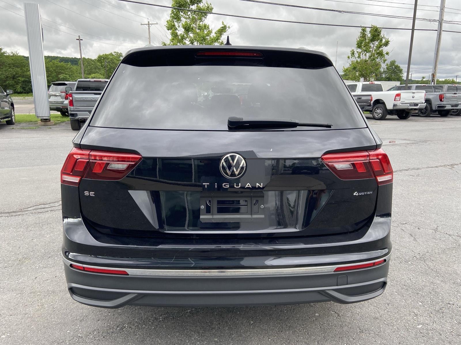 2022 Volkswagen Tiguan SE