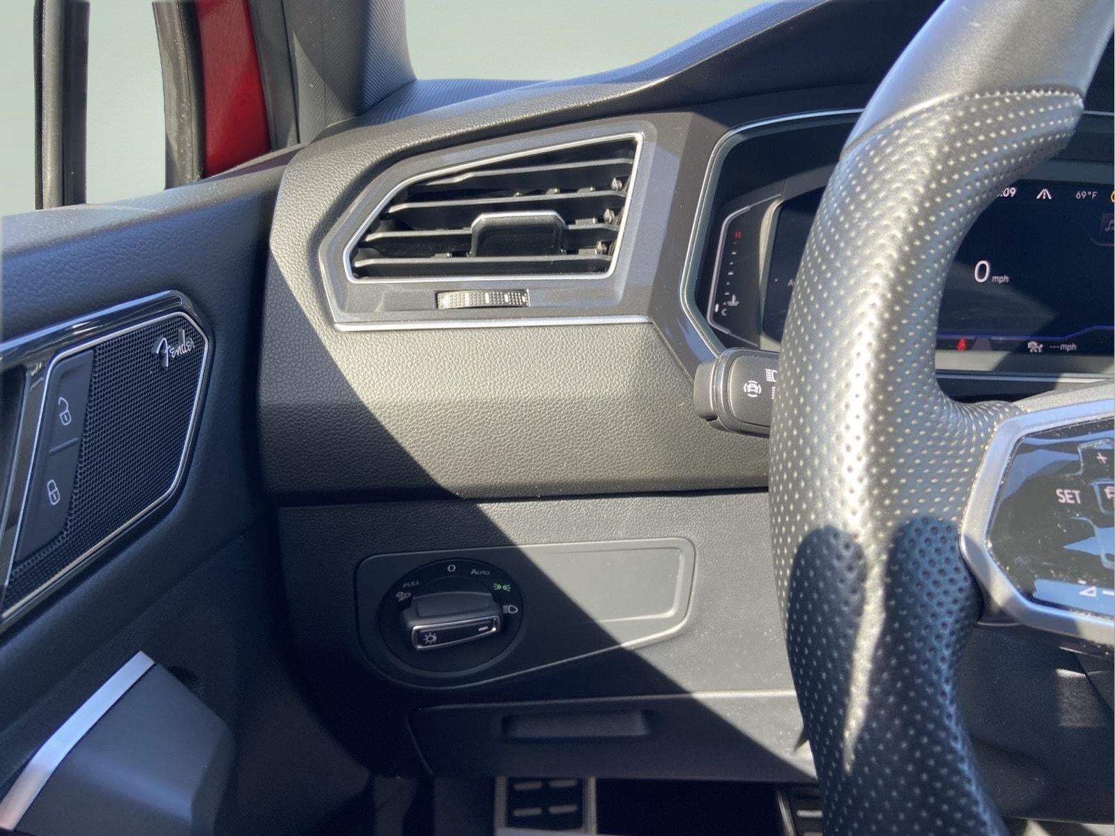 2024 Volkswagen Tiguan SEL R-Line