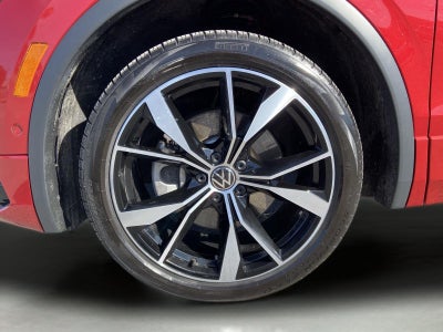 2024 Volkswagen Tiguan SEL R-Line