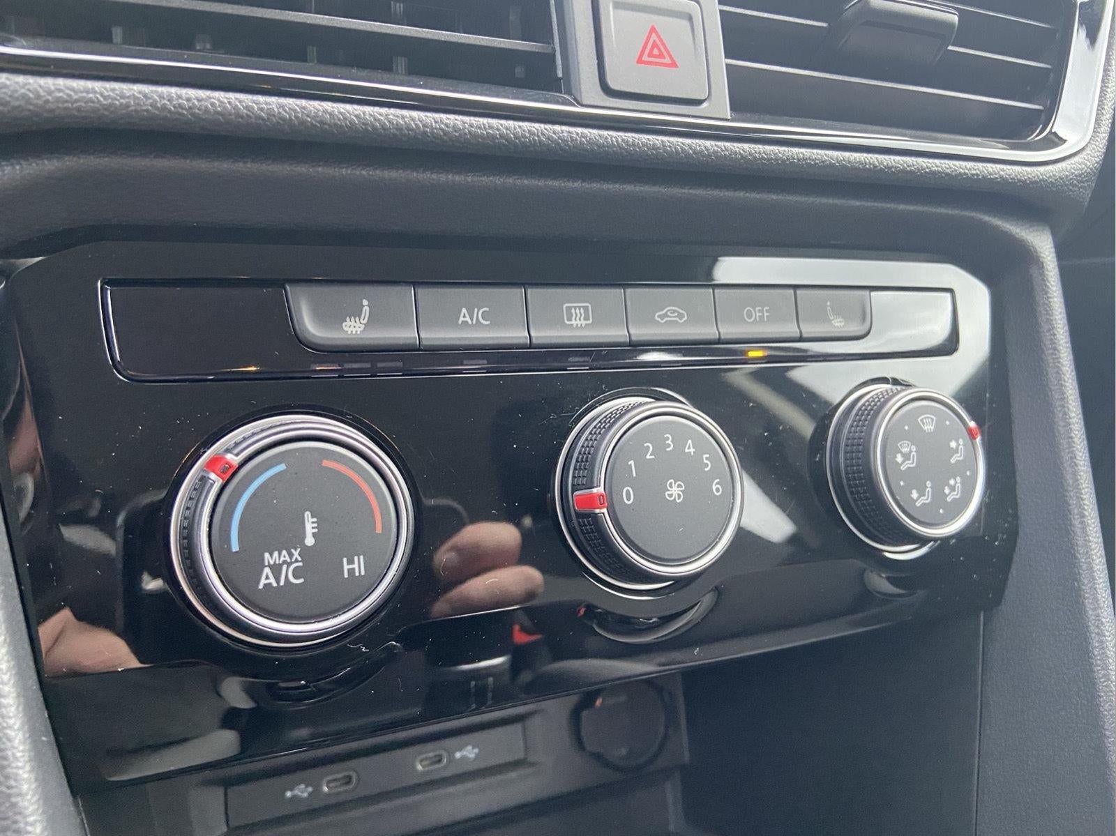 2024 Volkswagen Taos S