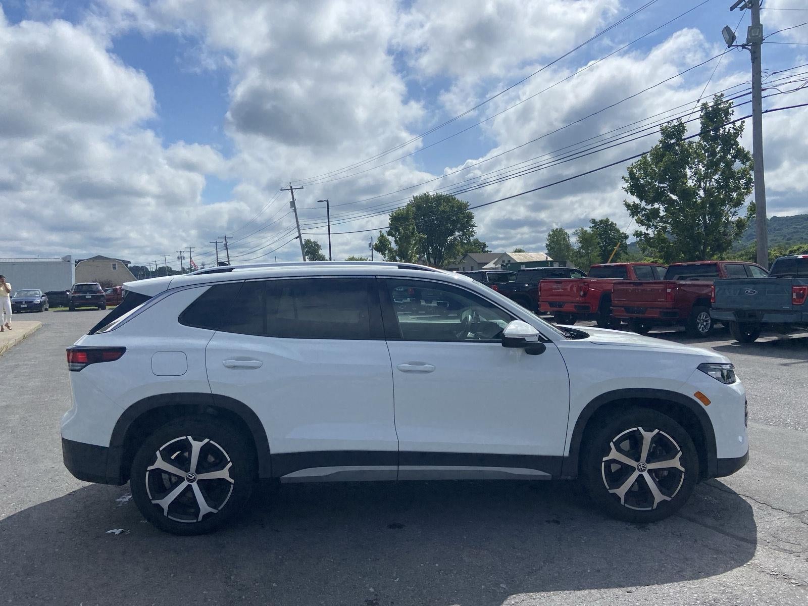 2026 Volkswagen Tiguan SE
