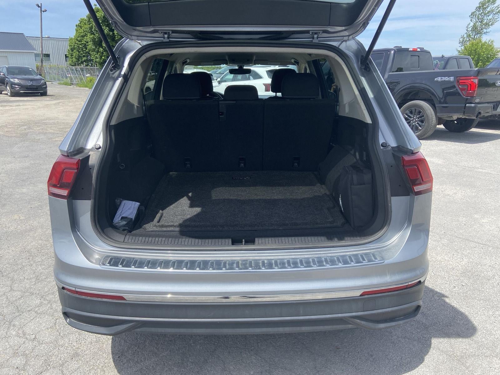 2023 Volkswagen Tiguan S