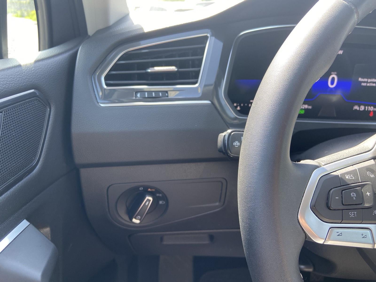 2023 Volkswagen Tiguan SE