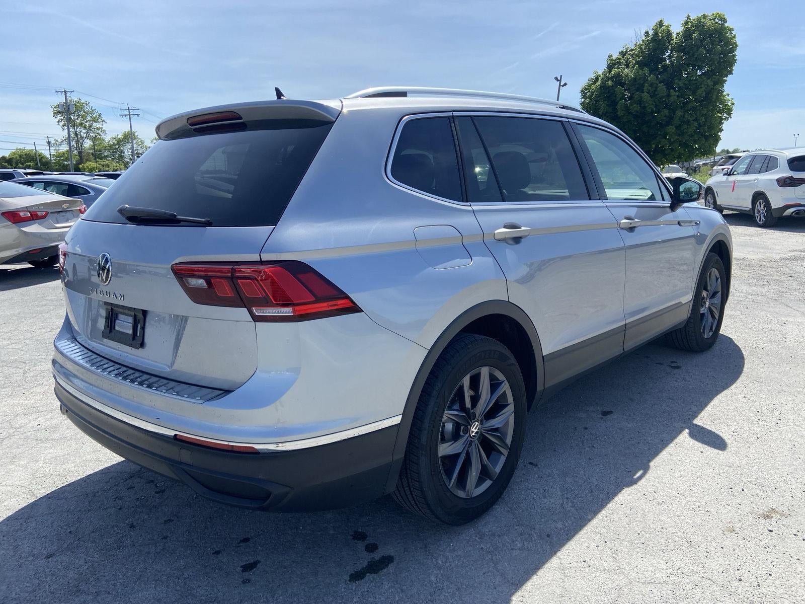 2023 Volkswagen Tiguan SE