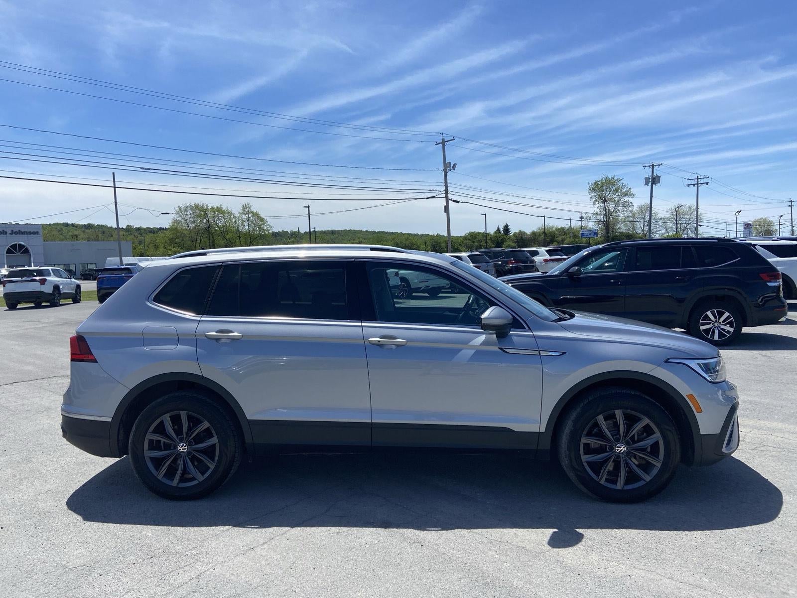 2023 Volkswagen Tiguan SE