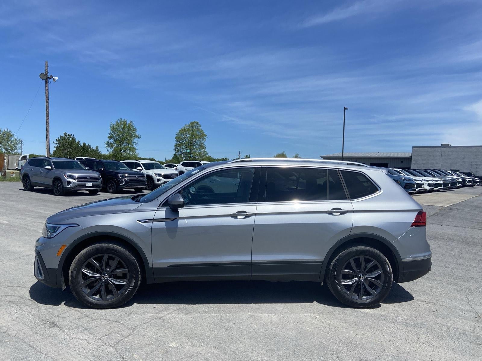 2023 Volkswagen Tiguan SE
