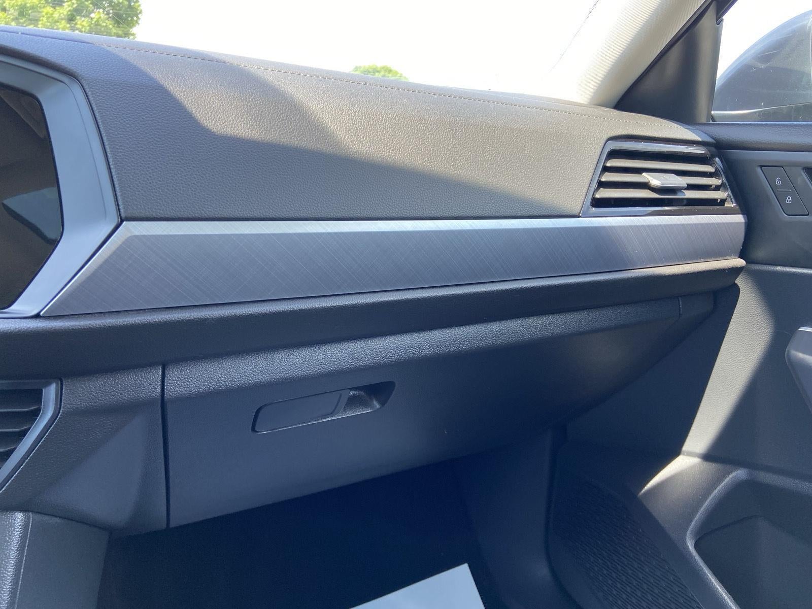 2023 Volkswagen Jetta SE