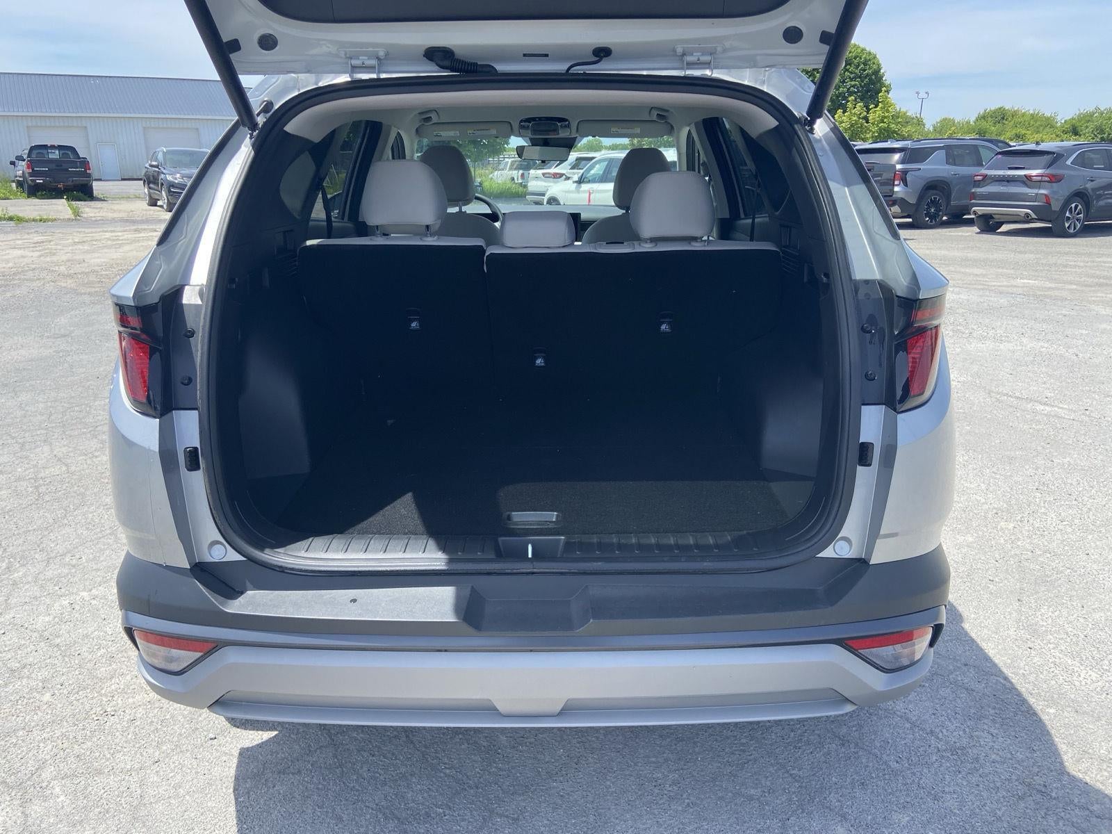 2025 Hyundai TUCSON SEL