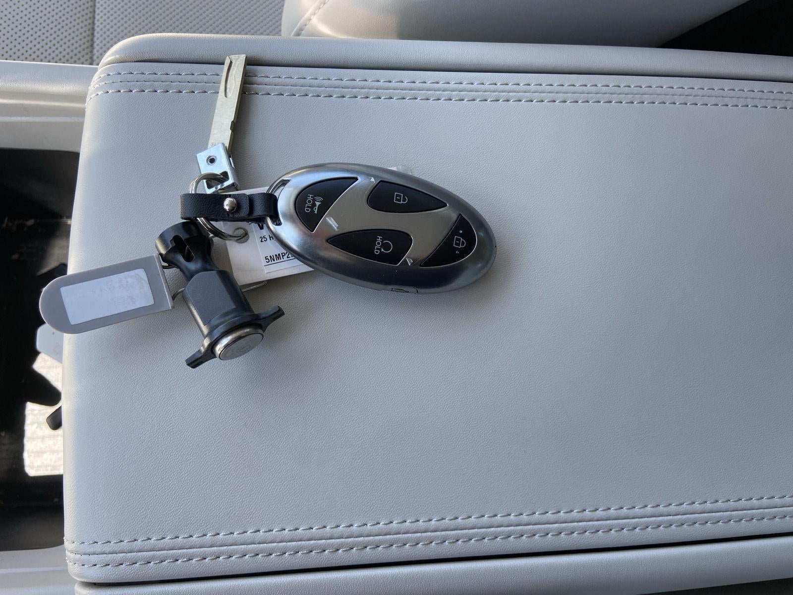 2025 Hyundai SANTA FE SEL