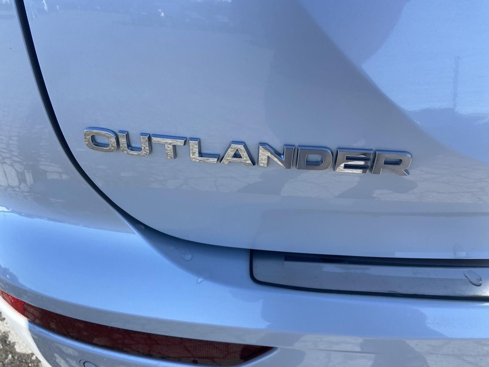 2024 Mitsubishi Outlander SEL