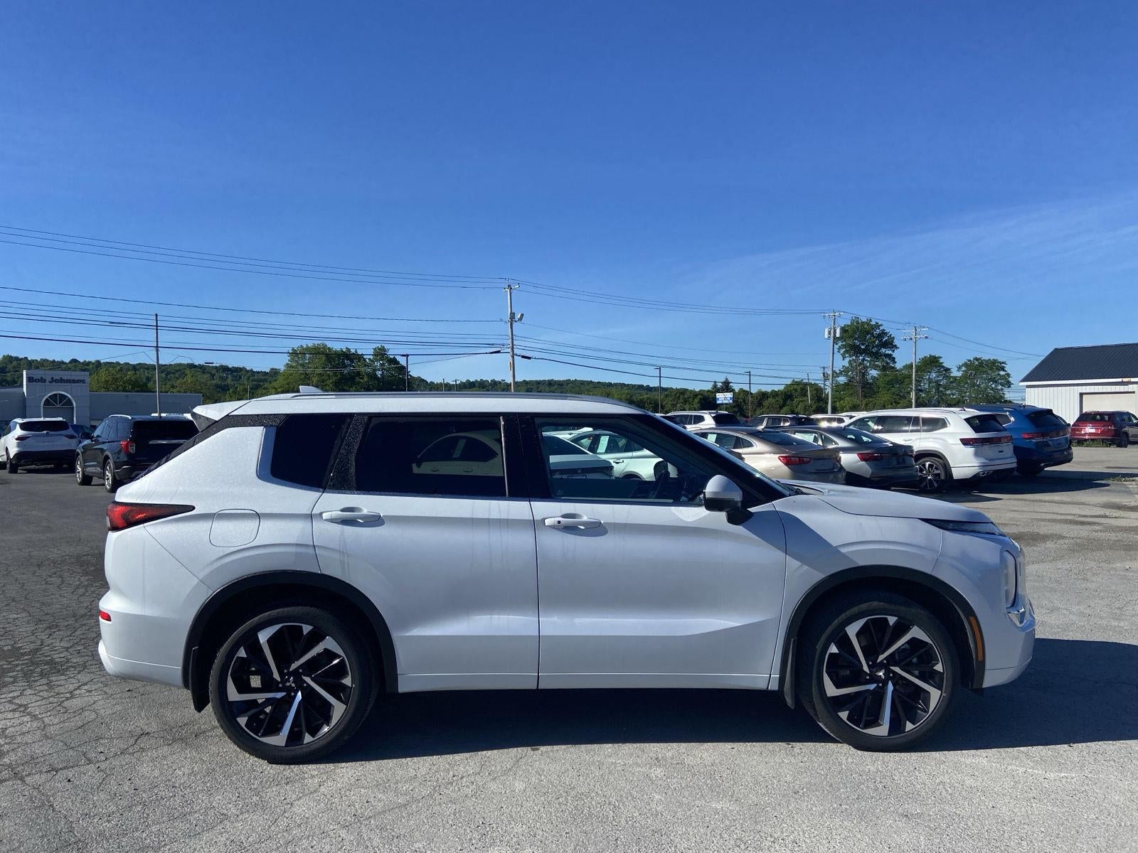 2024 Mitsubishi Outlander SEL