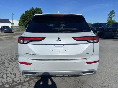 2024 Mitsubishi Outlander SEL