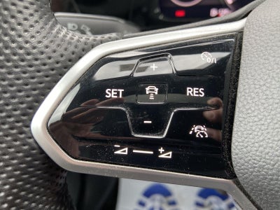 2022 Volkswagen Golf GTI SE