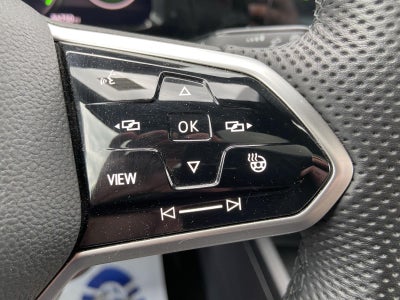 2022 Volkswagen Golf GTI SE