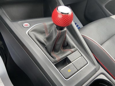 2022 Volkswagen Golf GTI SE