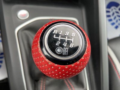 2022 Volkswagen Golf GTI SE