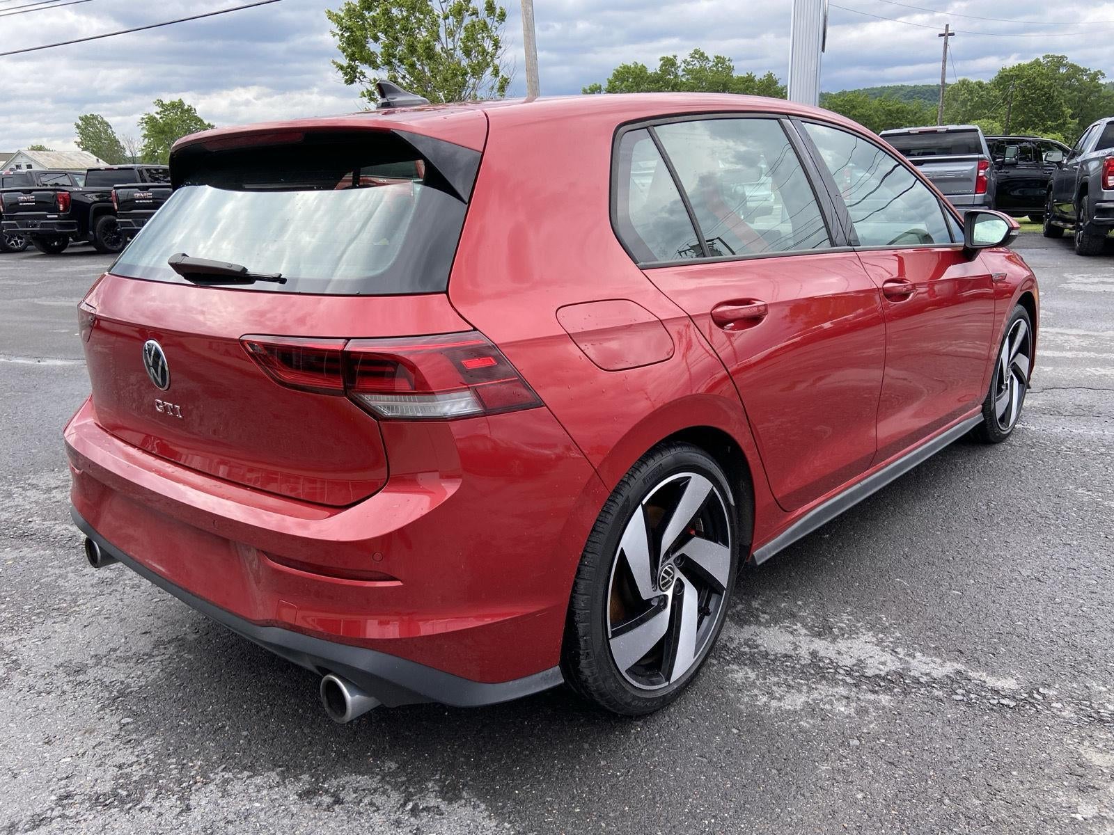 2022 Volkswagen Golf GTI SE