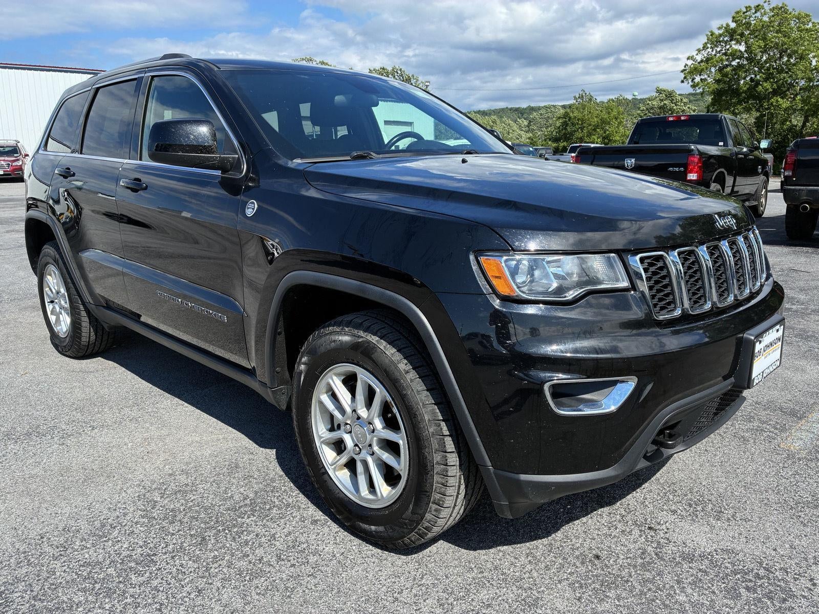 2020 Jeep Grand Cherokee Laredo E