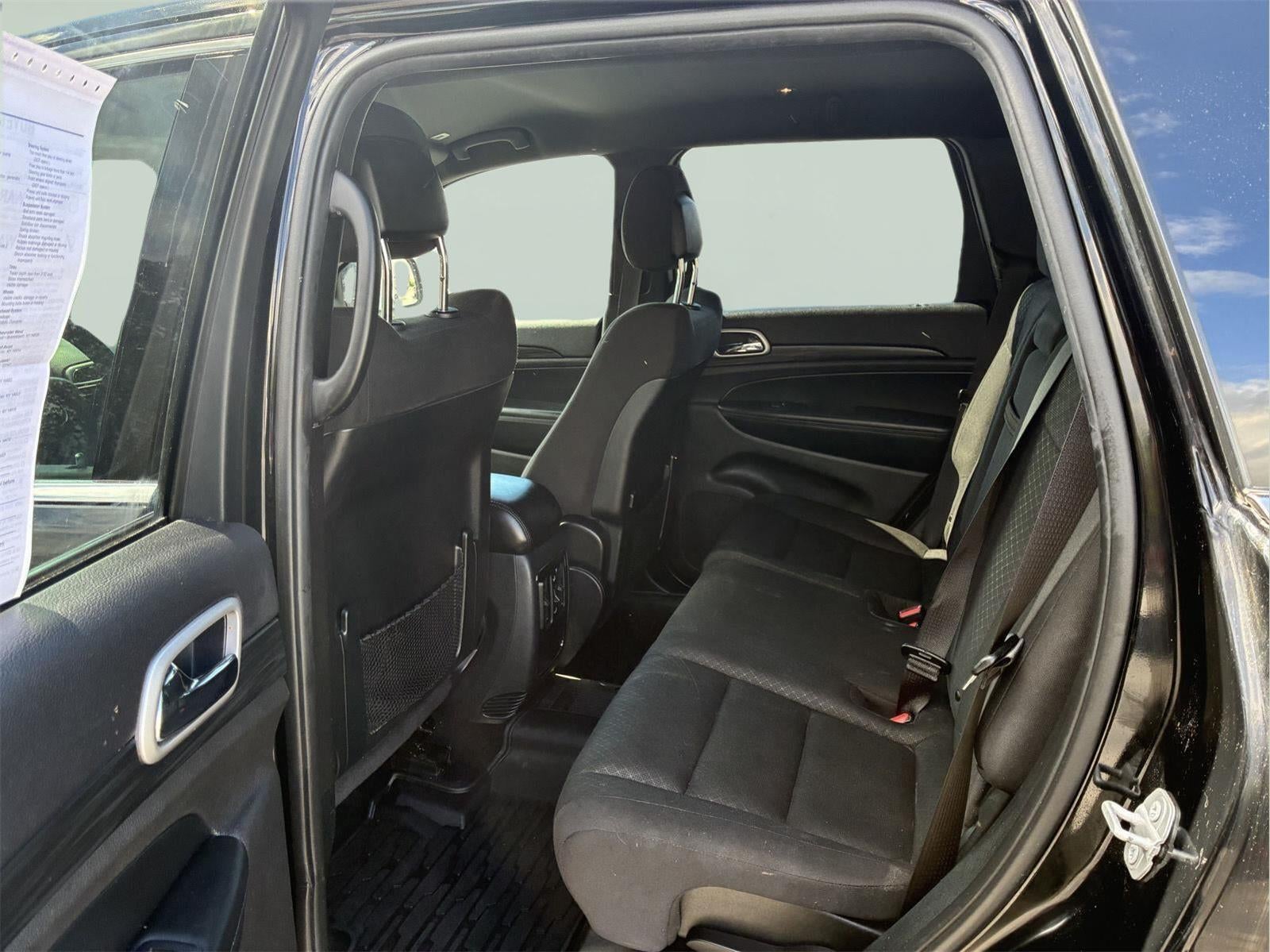 2020 Jeep Grand Cherokee Laredo E