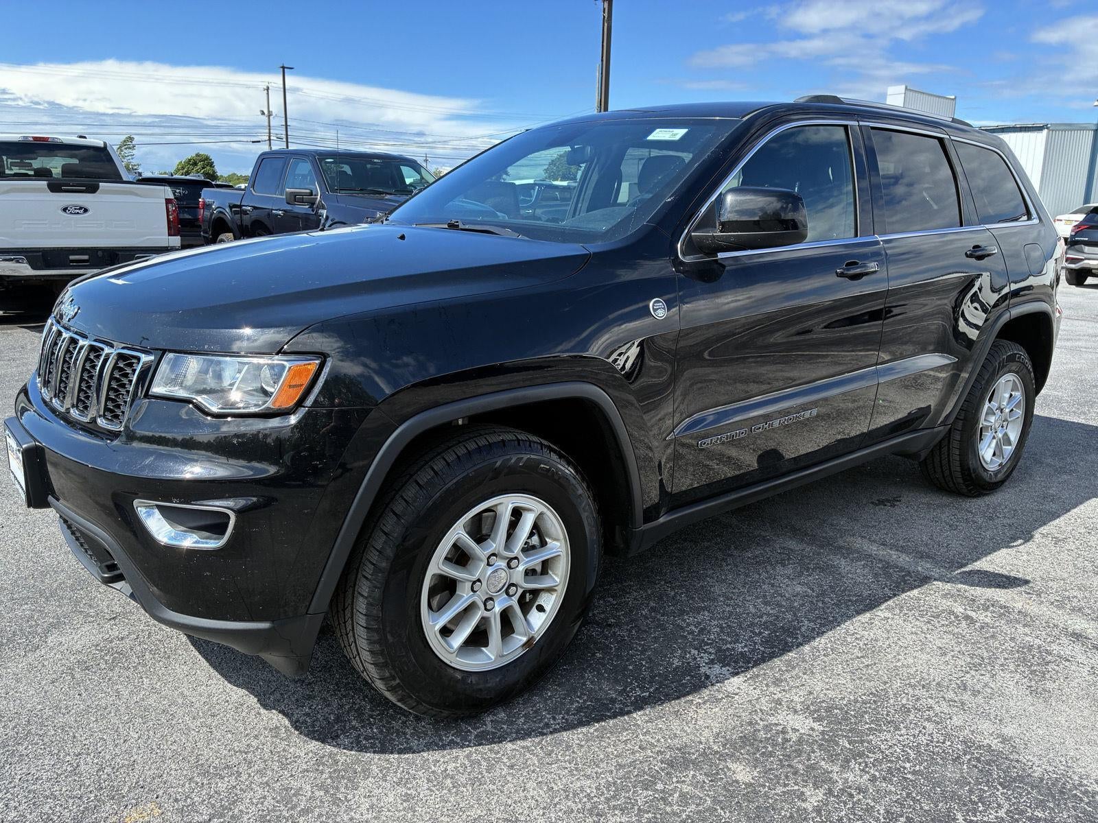 2020 Jeep Grand Cherokee Laredo E