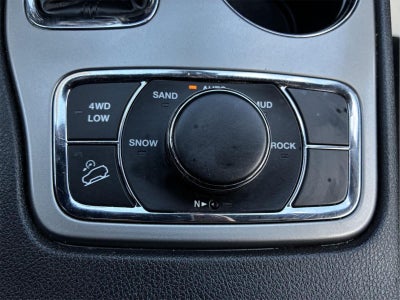2020 Jeep Grand Cherokee Laredo E