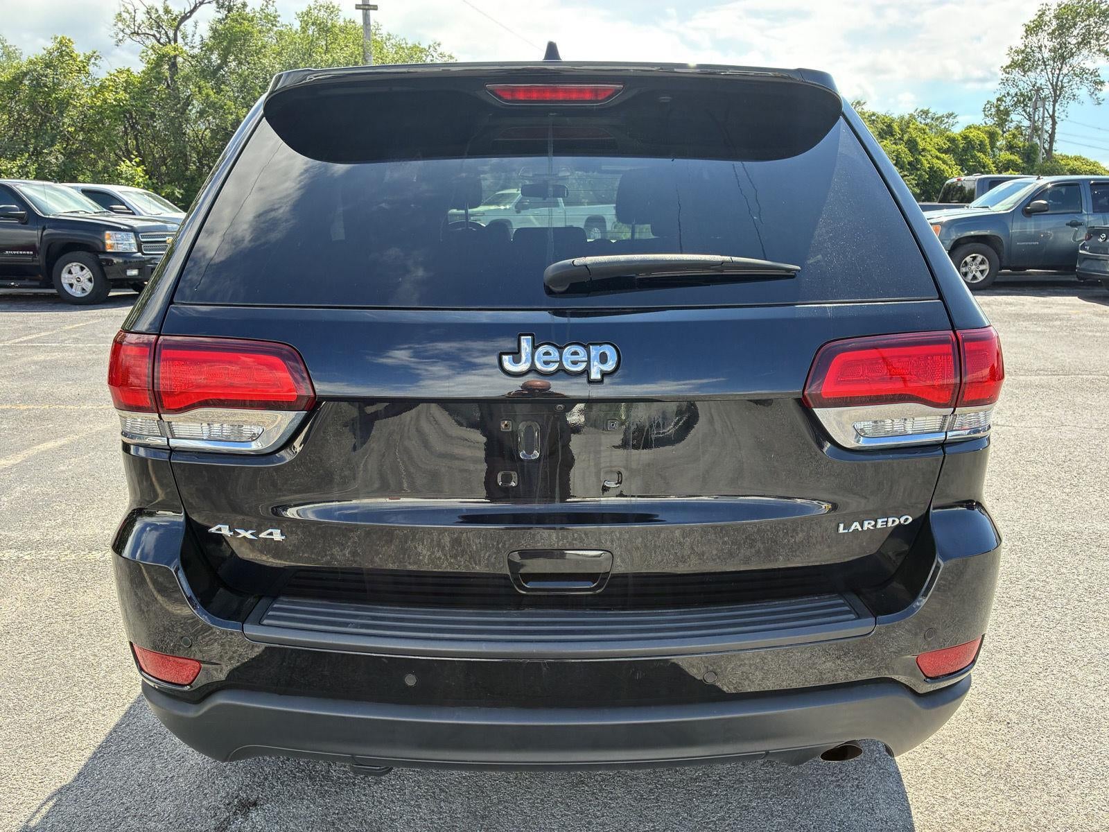 2020 Jeep Grand Cherokee Laredo E