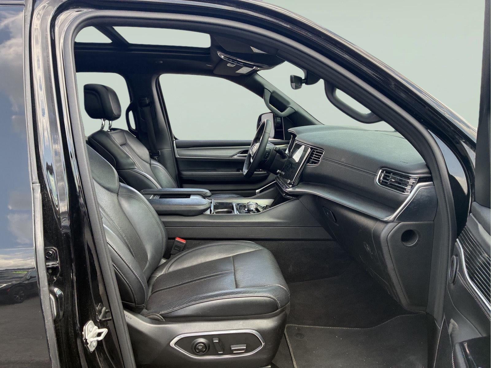 2024 Jeep Wagoneer Series II Carbide