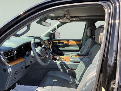 2022 Jeep Grand Wagoneer Series III