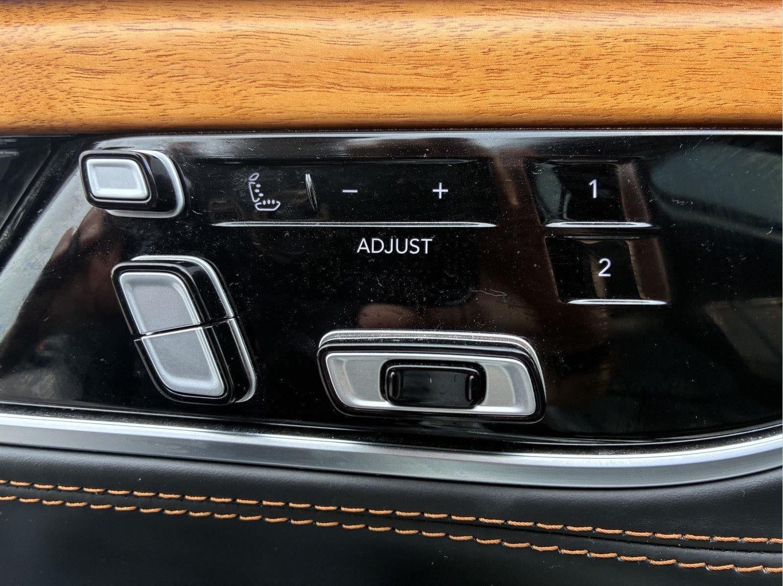 2022 Jeep Grand Wagoneer Series III
