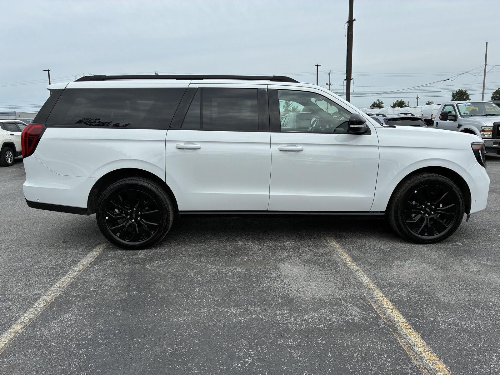 2025 Ford Expedition Max Platinum