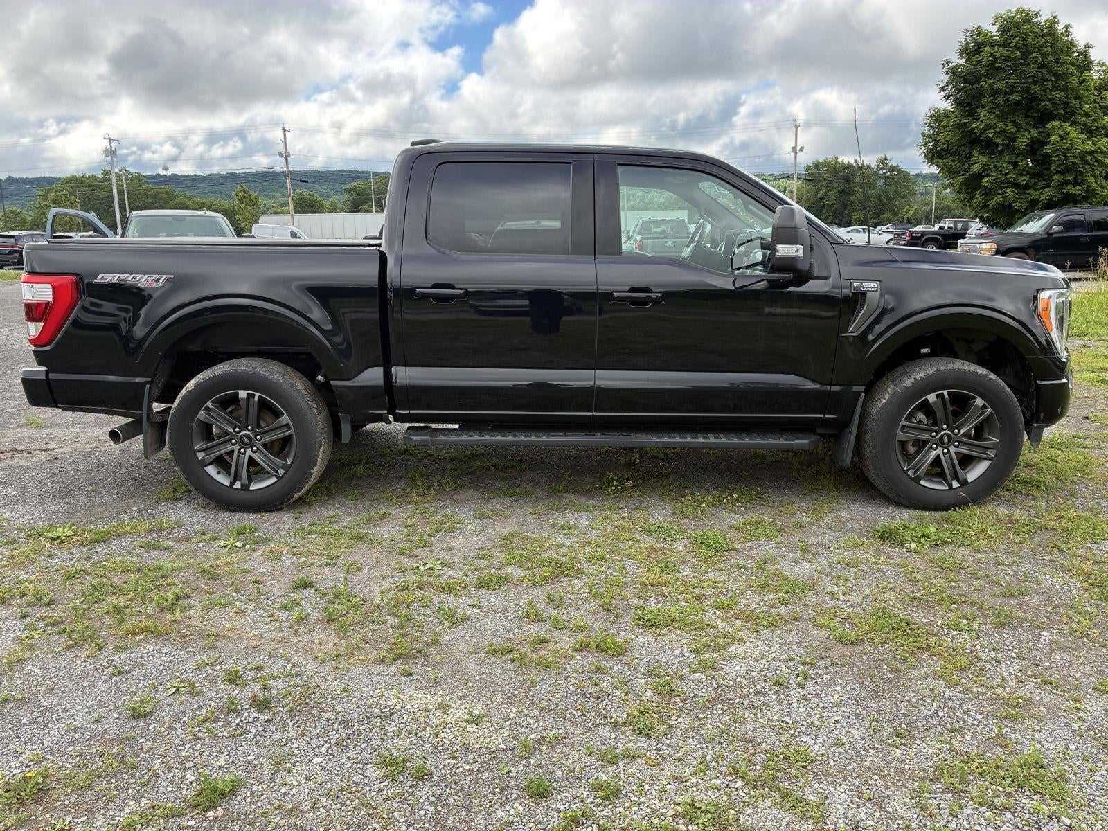 2022 Ford F-150 LARIAT