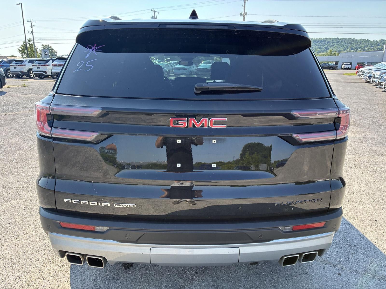 2025 GMC Acadia Elevation