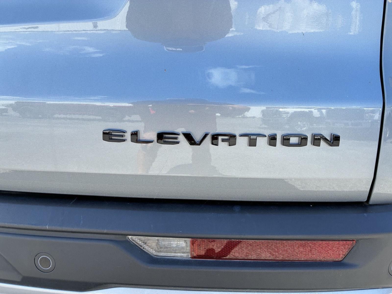 2025 GMC Acadia Elevation