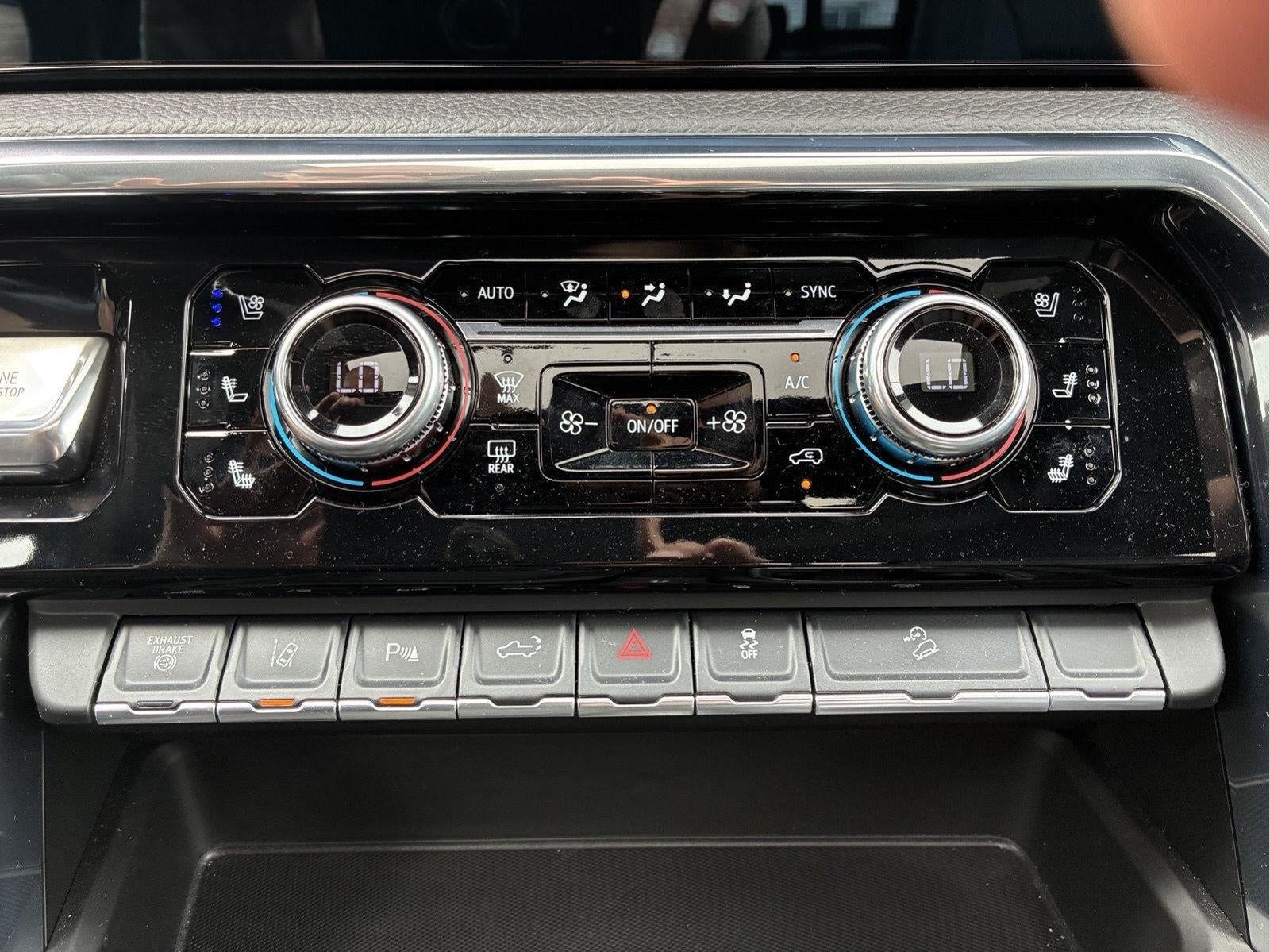 2025 GMC Sierra 2500HD Denali