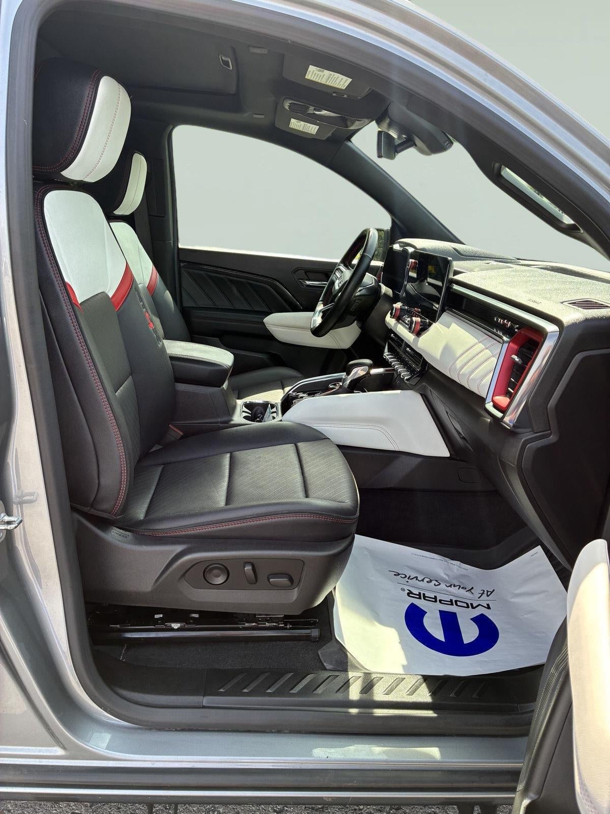 2024 GMC Canyon 4WD AT4X