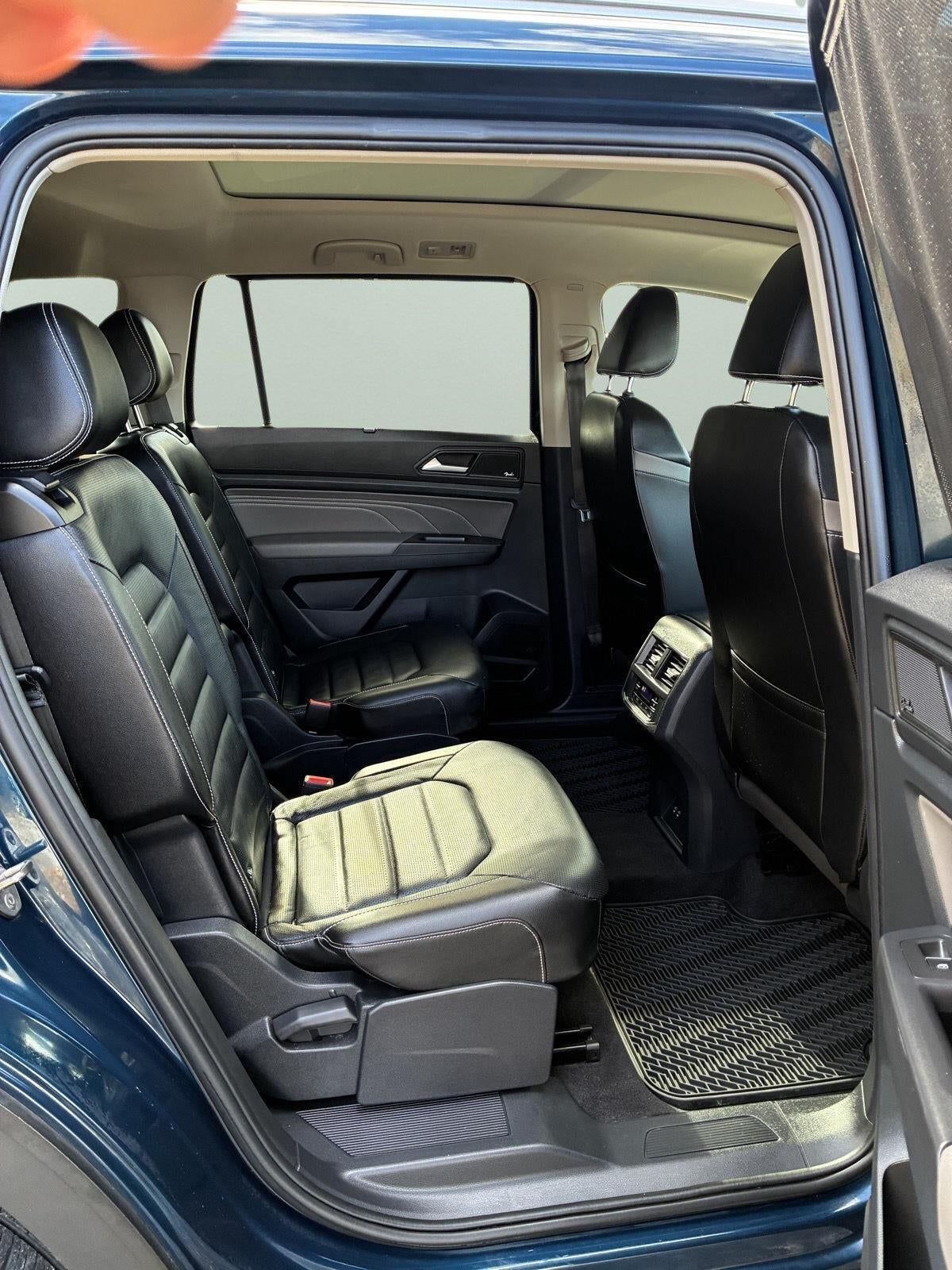 2022 Volkswagen Atlas 3.6L V6 SEL Premium R-Line